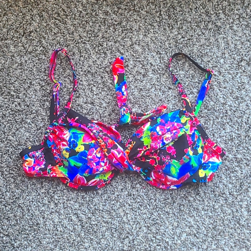 Swim bikini top